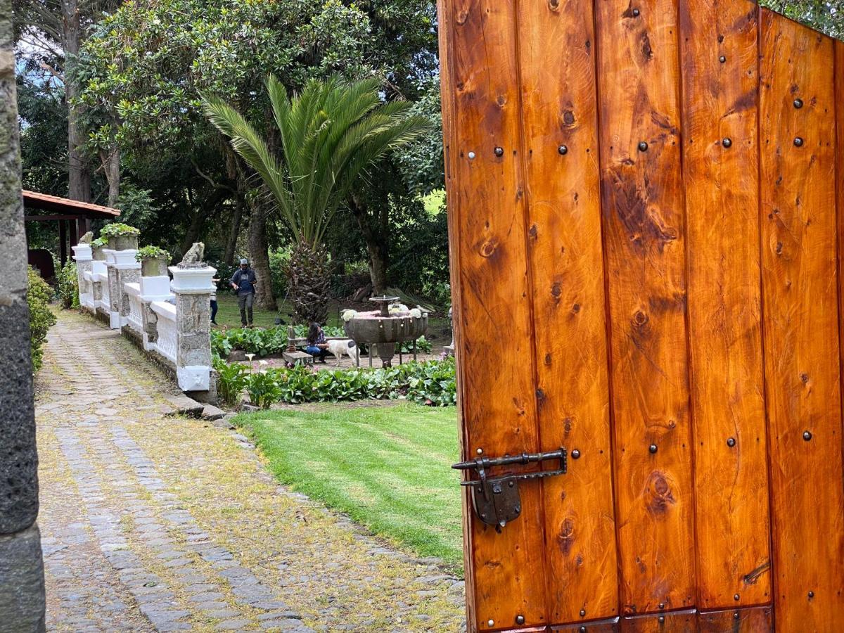 Hacienda La Alegria Hotel Exterior photo